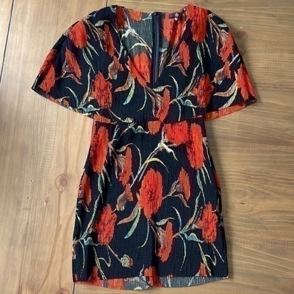 Missguided | red and black | floral dress